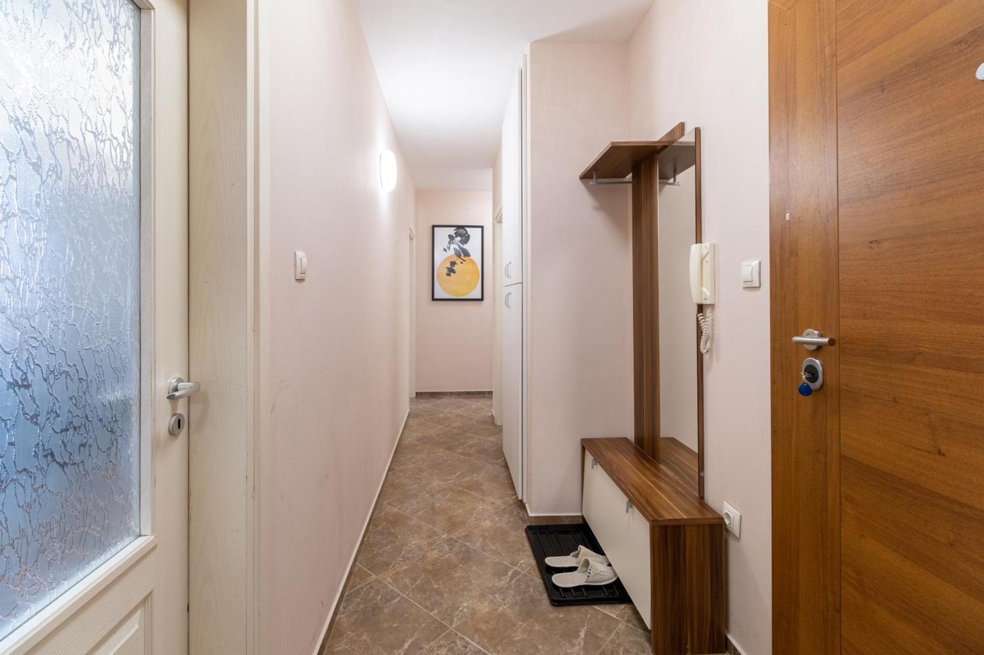 Comfortable 2Br Urban Getaway In City Center Plovdiv Exterior foto